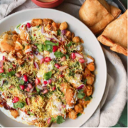 Samosa Chole Chaat (Vt.)